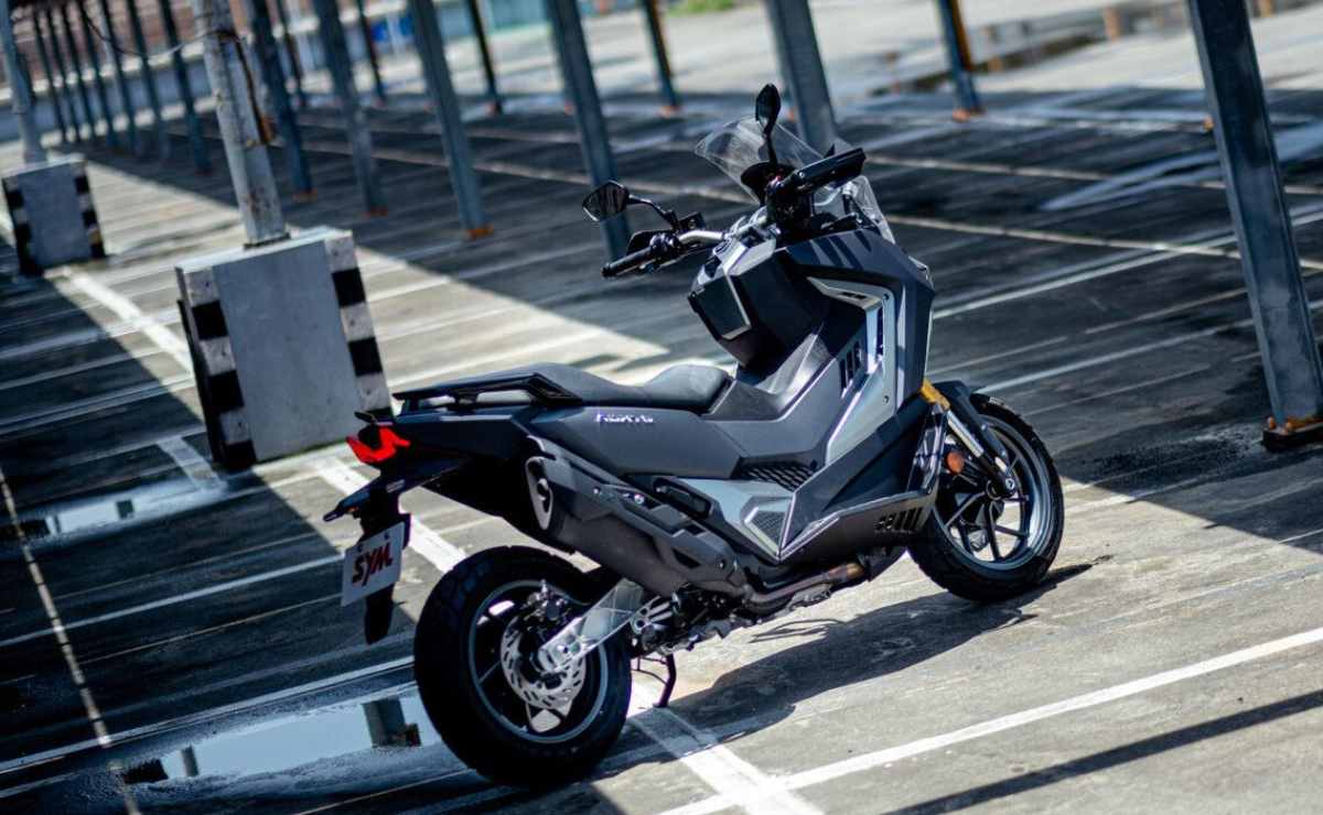 Moto SYM ADXTG 400 lanzamiento