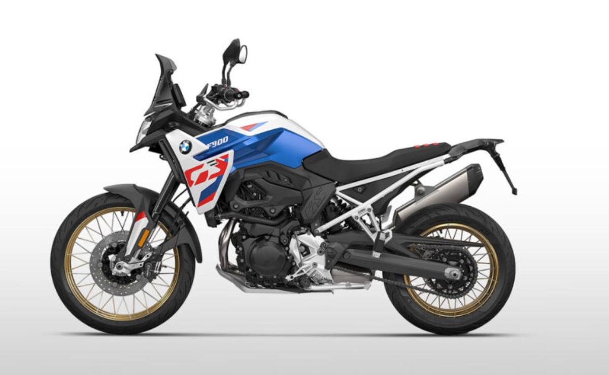 Moto trail BMW F900 GS