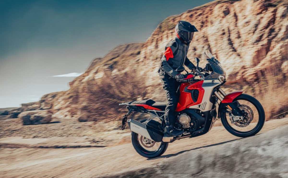 Moto trail MV Agusta Enduro Veloce