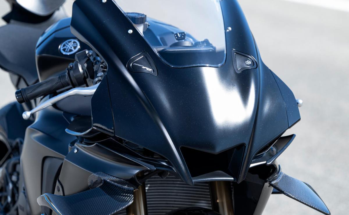 Yamaha R1