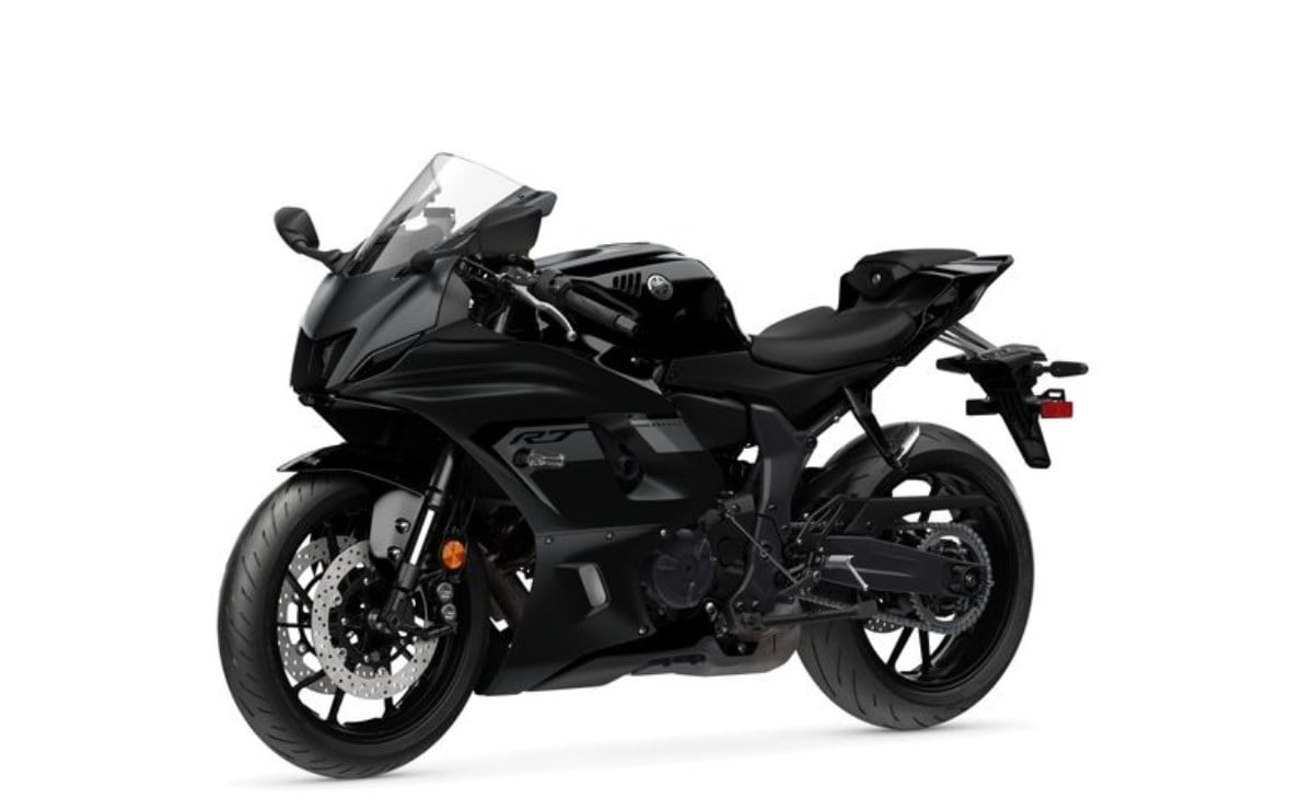 Yamaha R7