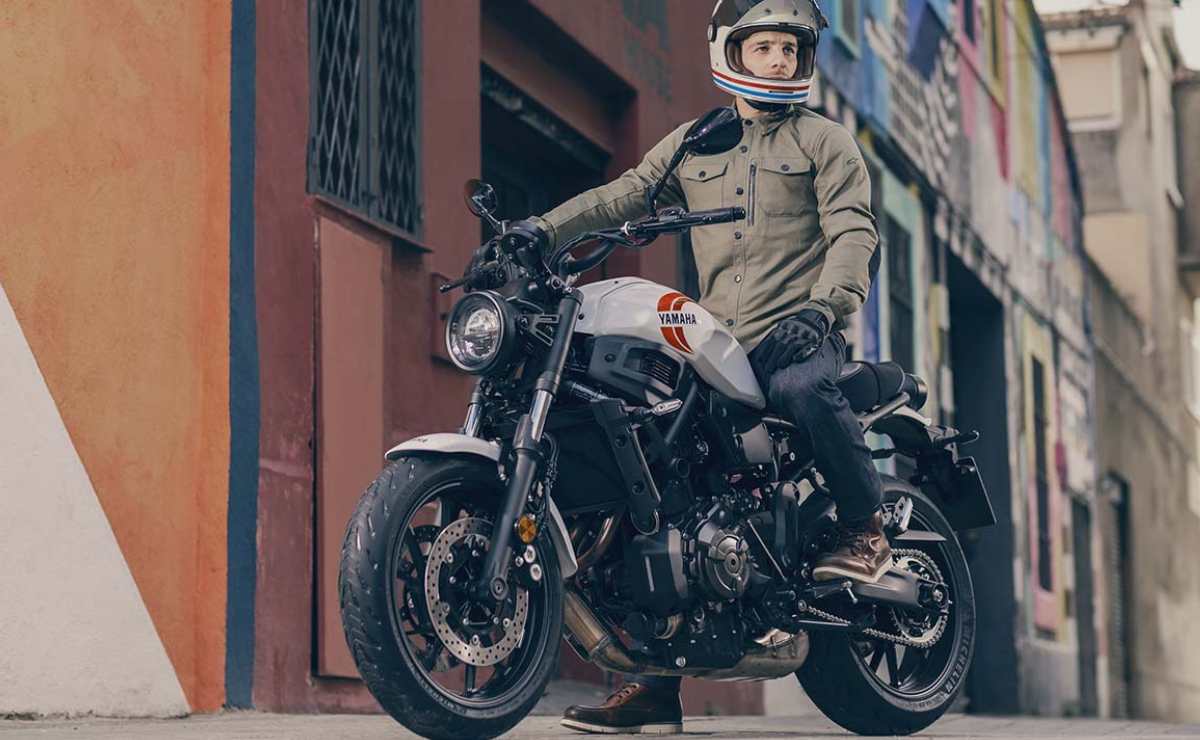 Yamaha XSR 700 2025