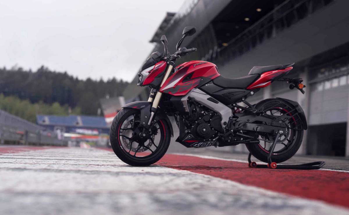 Bajaj Rouser NS400Z