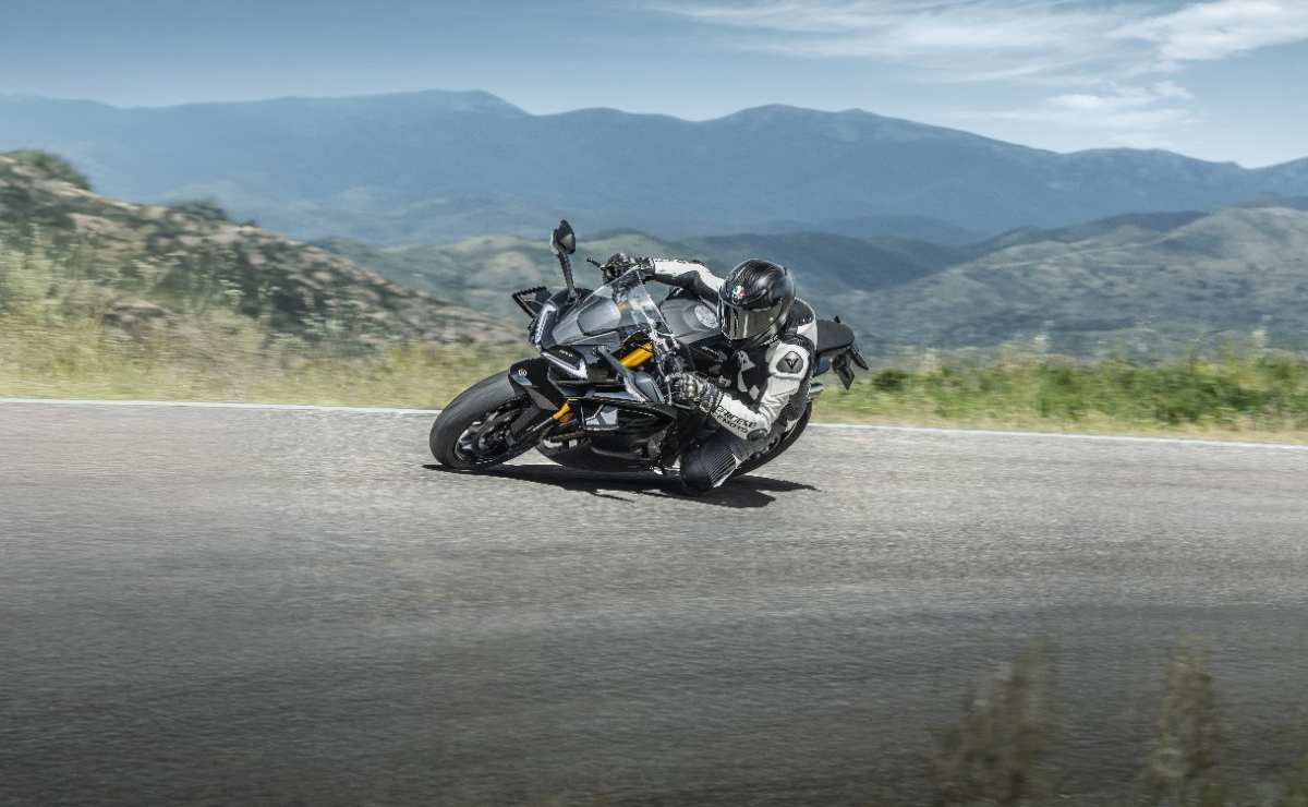 CFMoto 750SR-S: una nueva interpretación del segmento Supersport 