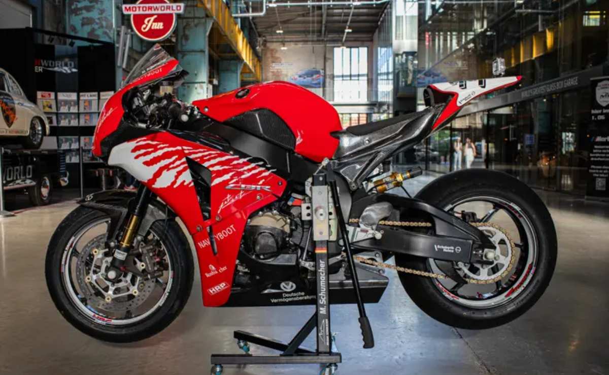 Honda CBR1000-RR Fireblade Michael Schumacher