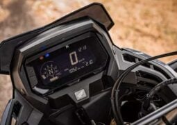 Honda XRE 300 Sahara 2026