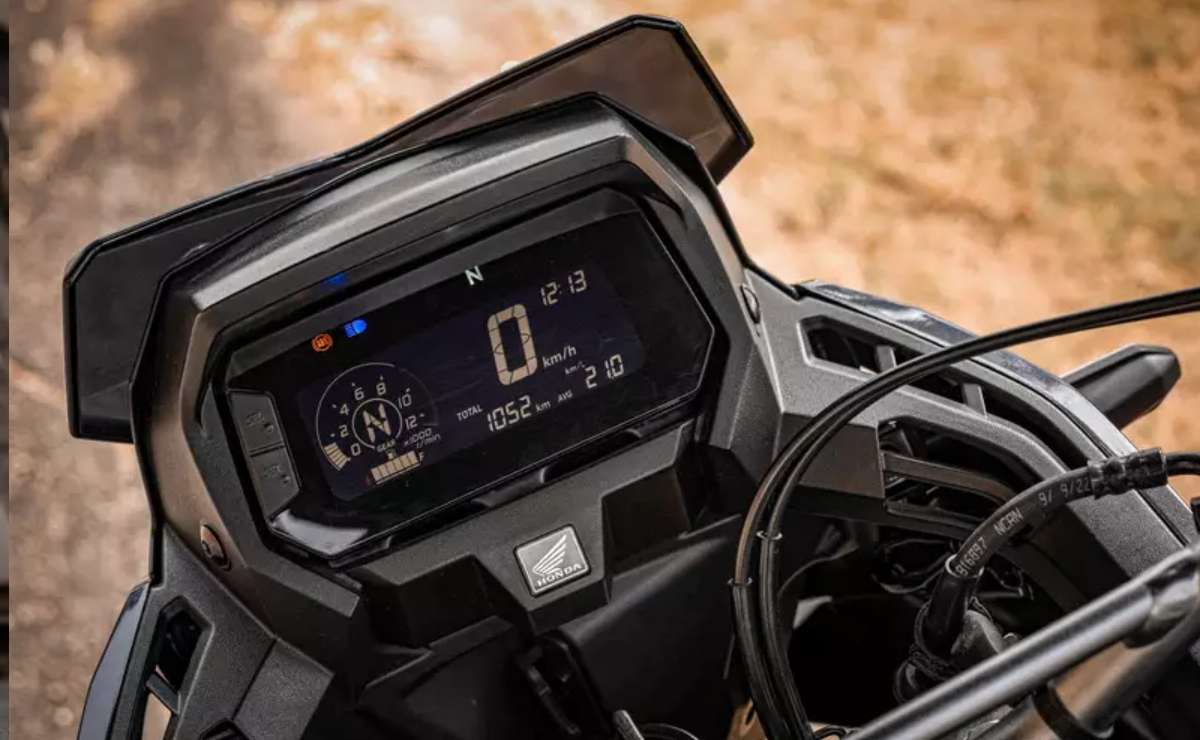 Honda XRE 300 Sahara 2026