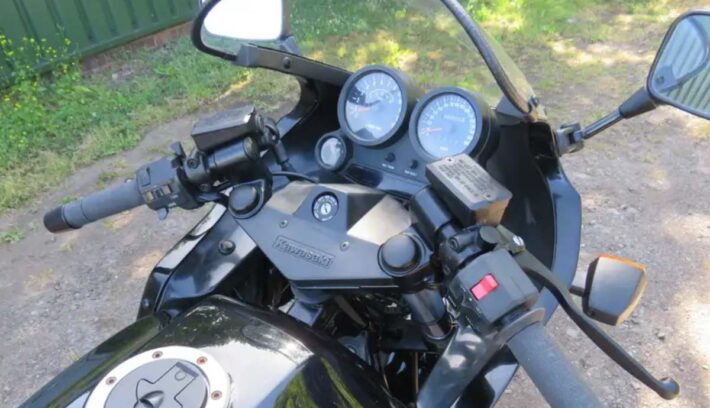Kawasaki GPZ900R