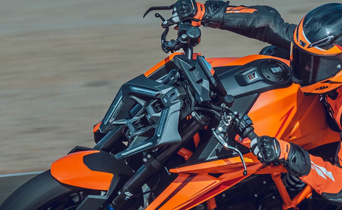 KTM 1390 Super Duke R