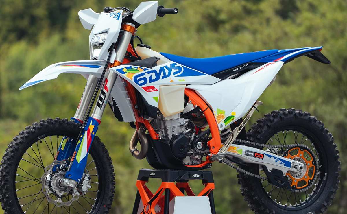 KTM EXC 6DAYS 