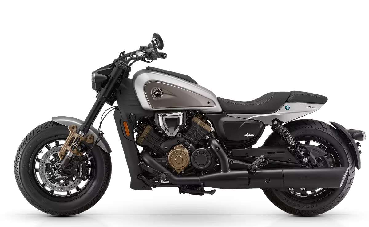 Moto custom QJMotor SRV 600 V