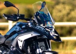 Moto trail BMW GS Dark Edition