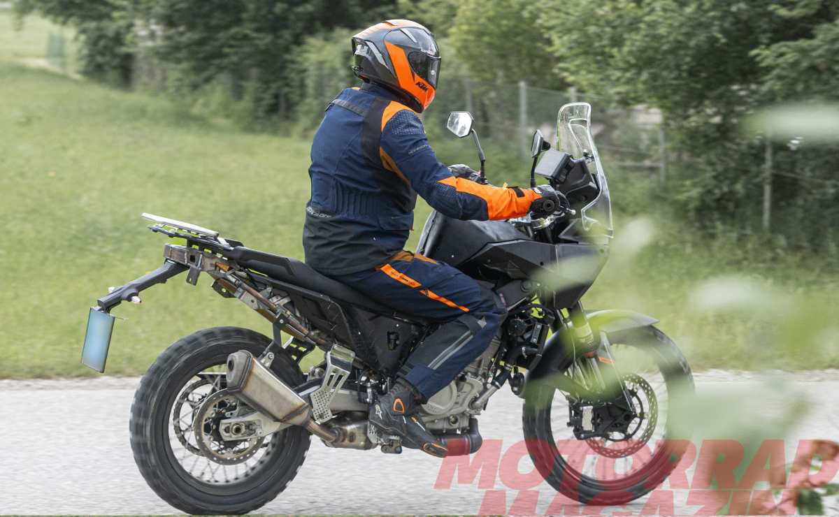 Moto trail KTM 790 adventure 2027
