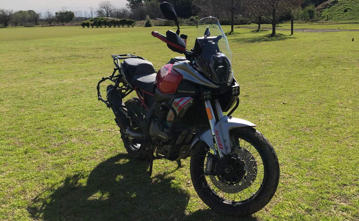 Moto trail QJMotor SRT 550 SX