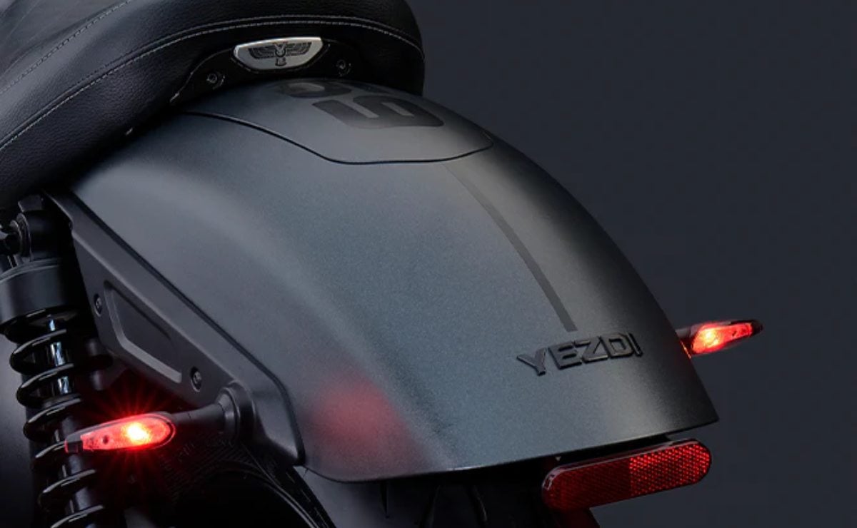 Moto Yedzi Roadster 