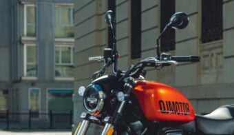 Moto QJMotor SRV 300