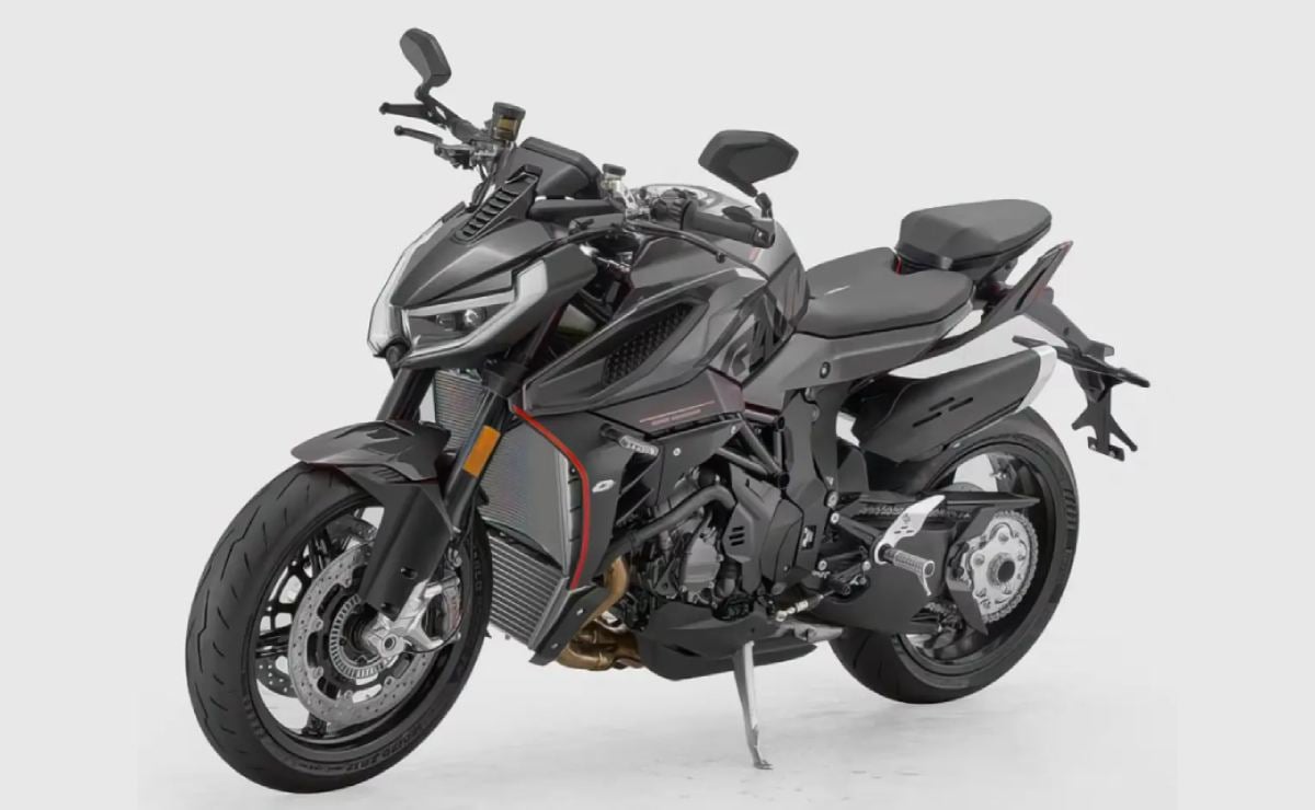 Moto naked QJMotor SRK 921
