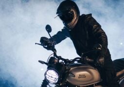 Cómo es la nueva decoración de la Roya Enfield GRR 450