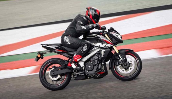 Bajaj Rouser NS400Z