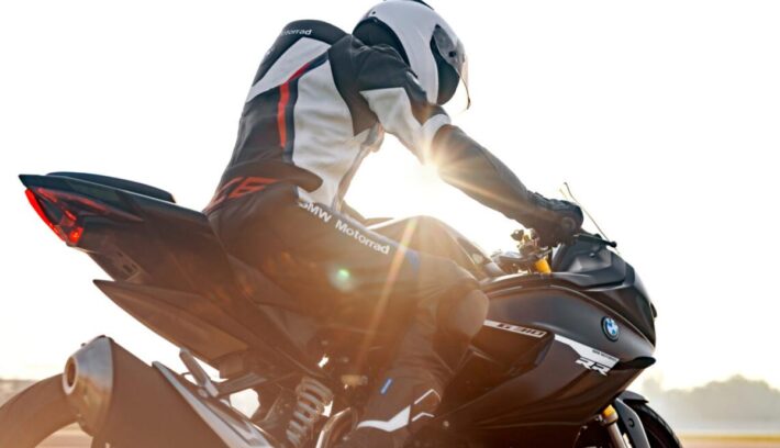 BMW G 310 RR novedades 2026