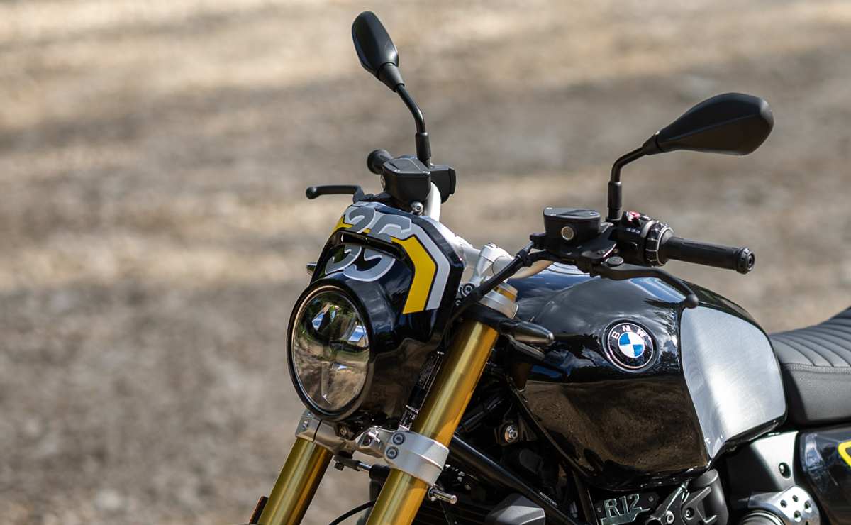 BMW R12 nineT Tracker kit