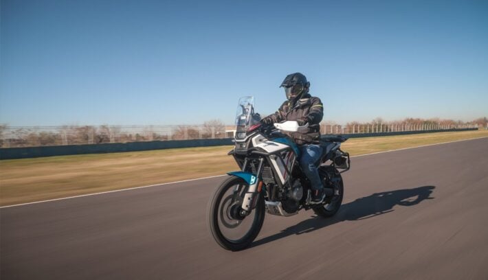 CFMoto 450 MT Guía de Compras
