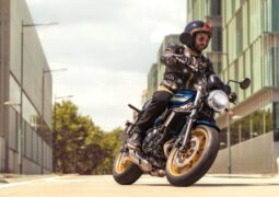 Kawasaki Z650RS 2026