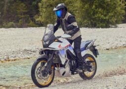Honda Transalp 750