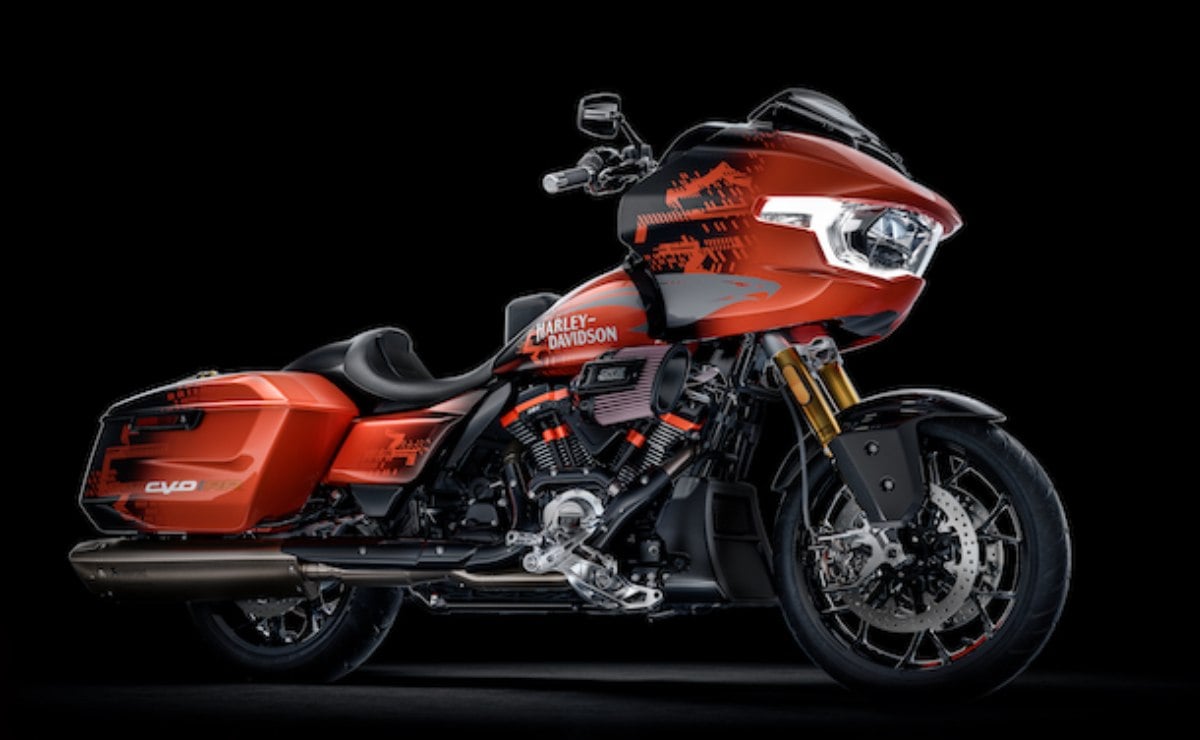 moto Harley-Davidson CVO Road Glide RR