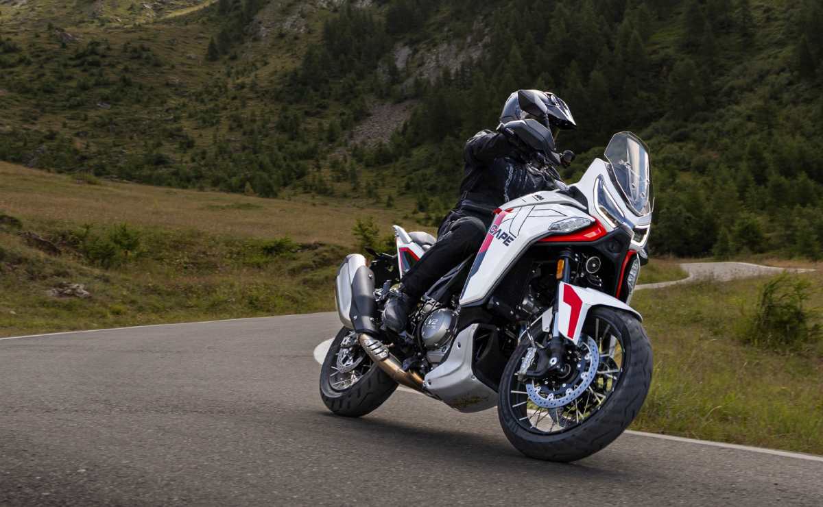 moto morini x cape 1200 1 Moto Morini X-Cape 1200