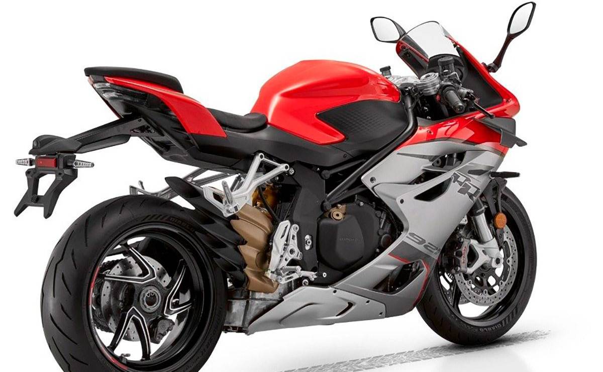 Moto QJMotor SRK 921RR 2026
