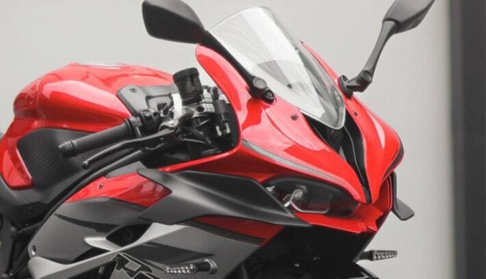 Moto QJMotor SRK 921RR 2026