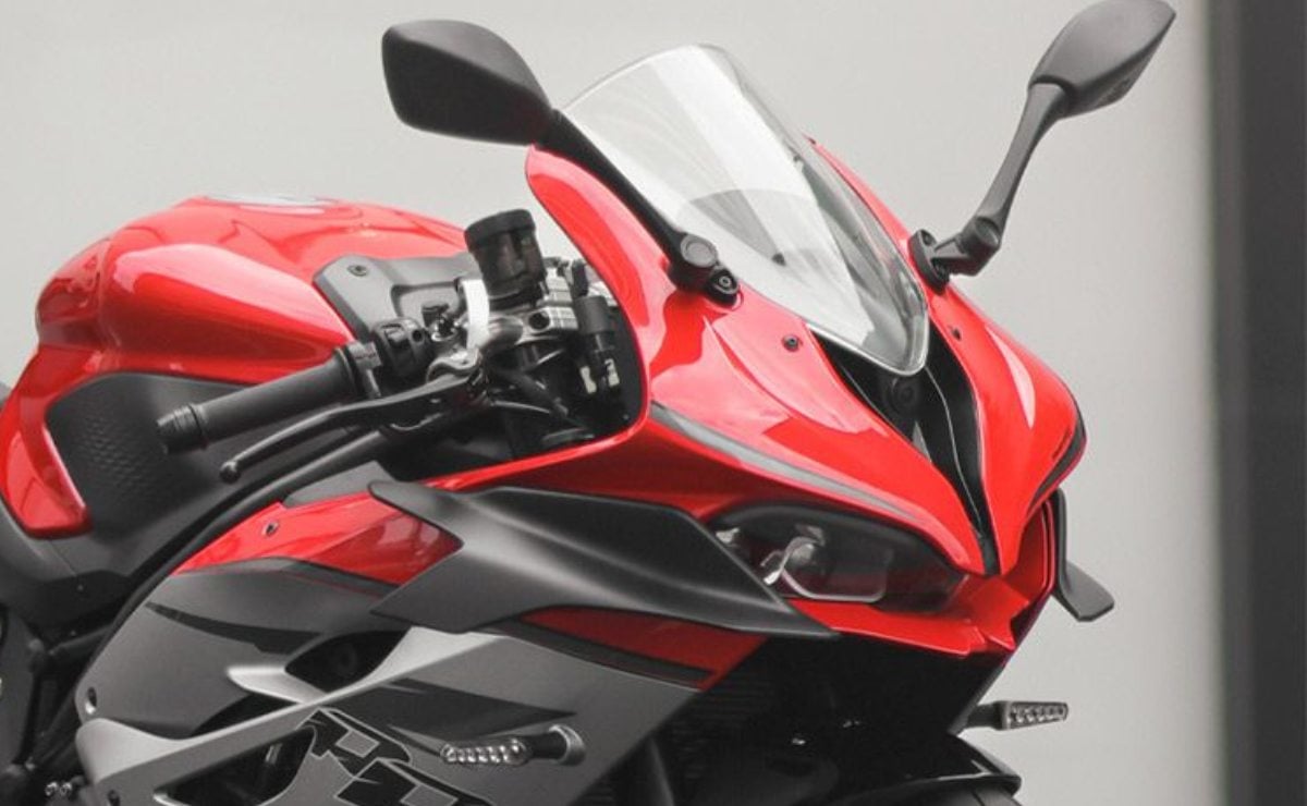 Moto QJMotor SRK 921RR 2026
