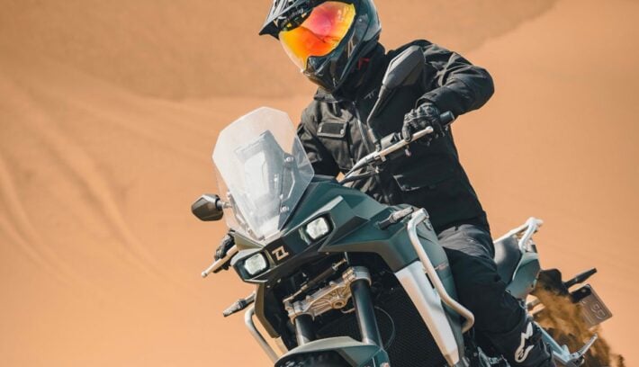 Moto trail Kove 800 X Pro