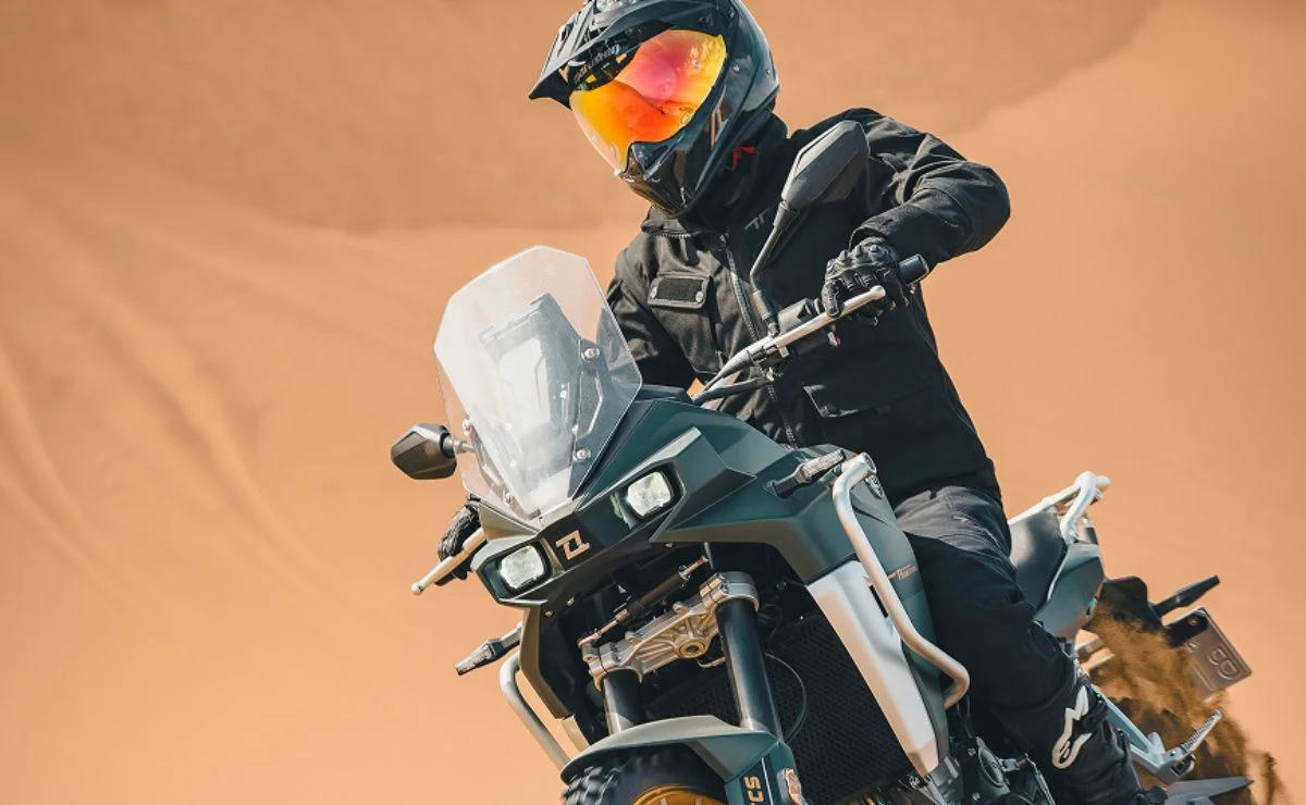 Moto trail Kove 800 X Pro