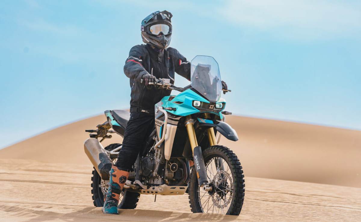 Moto trail Kove 800 X Rally