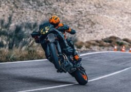 moto trail KTM 1390 SMT