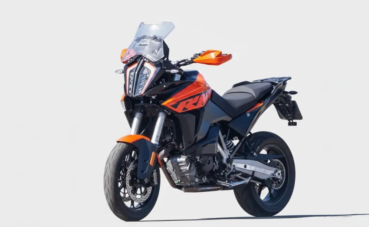 moto trail KTM 1390 SMT