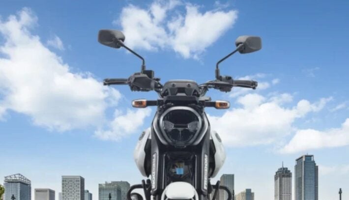 Bajaj freedom moto a GNC