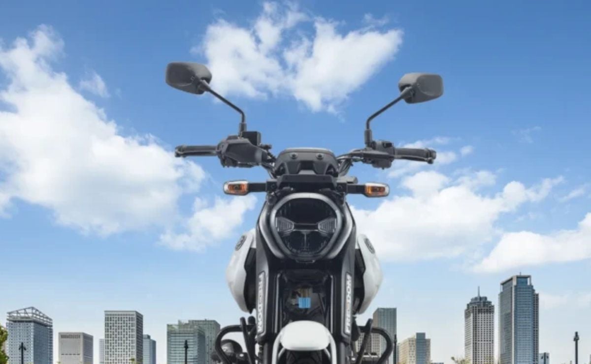 Bajaj freedom moto a GNC