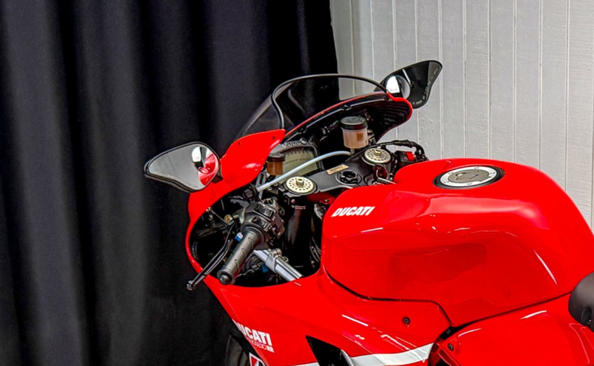 Ducati Desmosedici D16 RR