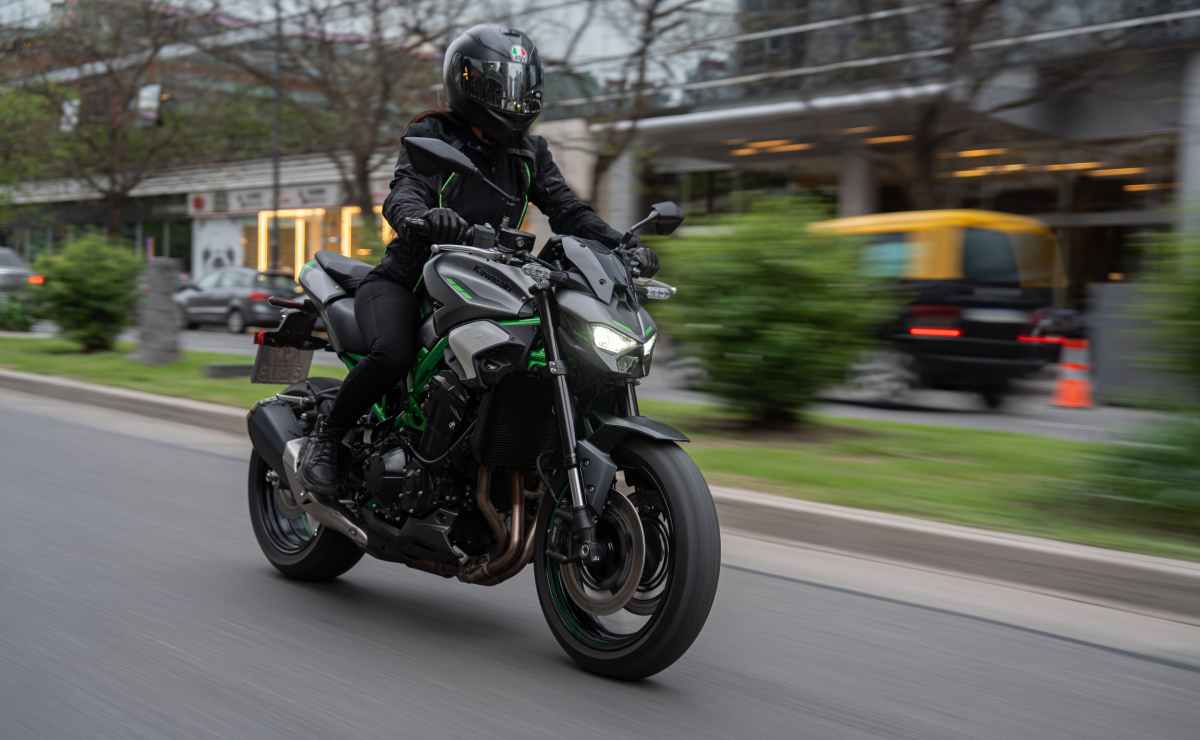 Lanzamiento Kawasaki z900 en Argentina