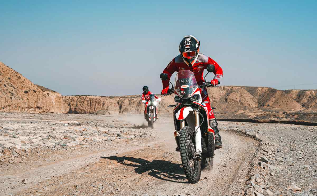  Kove 450 Rally versiones y precios