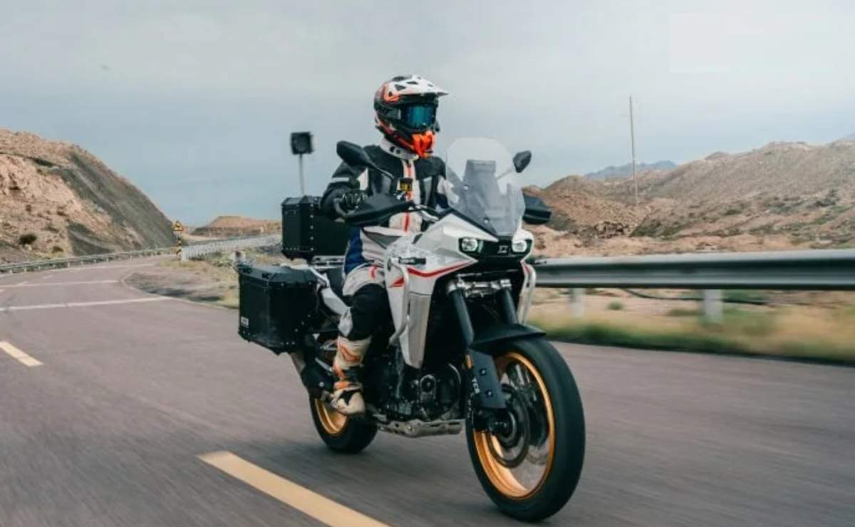 Kove 800 X GT: Una moto trail media con aspiraciones asfálticas
