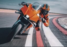 KTM 990 RC-R cinco claves
