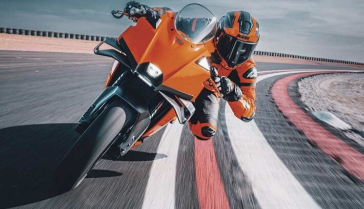 KTM 990 RC-R cinco claves