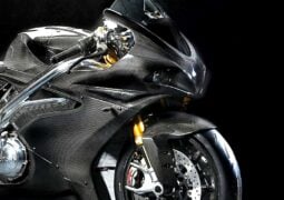 moto deportiva Norton V4