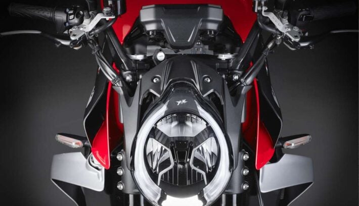 La nueva moto naked de MV Agusta se llamaría Brutale 950