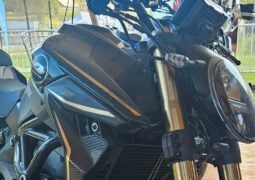 Moto naked QJMotor SRK 600