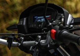 moto on-off economica Zanella ZR 250